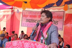 संशोधन नभएसम्म नेपालको संविधान जलाउछौं : लक्ष्मण थारु