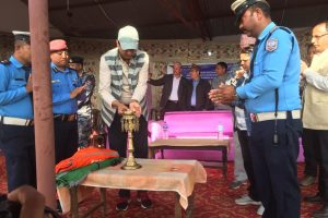 उदयपुरमा चालक र सहचालकलाई पोषाक अनिवार्य (फोटो फिचर)