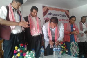 राजनीतिक दलहरुले थारु समुदायलाई मुख्य जिम्मेबारी दिन चाँहदैन : सांसद मोदी