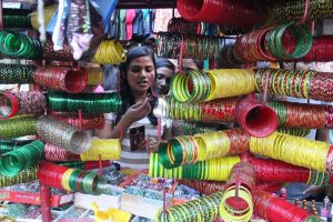 चुरा–मेहन्दीको व्यापार बढ्यो