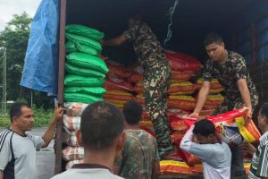 लिम्चुङबुङ पुग्यो खाद्यन्न