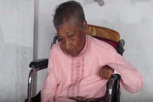 एक उपसचिव महिला : पिएचडीको सर्टिफिकेट बोकेर वृद्धाश्रमको बास