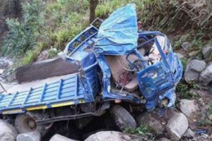 उदयपुरमा टिपर दुर्घटनामा २ जनाको मृत्यु, एक जना गम्भिर घाइते