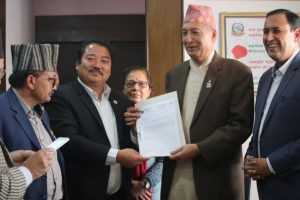 जीर्ण सिद्धिचरण राजमार्ग स्तरोन्नतिका लागि मन्त्रालयमा डेलिगेसन