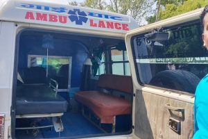 त्रियुगा नगरपालिकाद्वारा कोरोना संक्रमितलाई निःशुल्क एम्बुलेन्स सेवा उपलब्ध गराउने