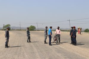 उदयपुरमा स्वाव दिएकालाई घरबाहिर निस्कनमा रोक