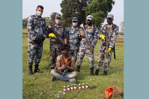 भारतबाट ल्याउँदै गरेको लागू औषध सहित दुई युवा पक्राउ