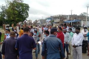 वन नै भूमाफियाको कब्जामा, अतिक्रमण विरुद्ध प्रर्दशन