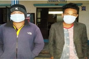 उदयपुरमा भरुवा बन्दुक सहित दुई युवक पक्राउ