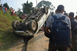 उदयपुरगढीमा ब्रेक फेल भएर बोलेरो दुर्घटना हुँदा ८ जना घाइते