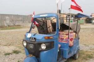 गाईघाटमा कांग्रेसको झण्डा बोकेको अटो दुर्घटनामा ३ यात्रु घाईते, माओवादीका वडाध्यक्षका उम्मेदबारले गरे उद्धार