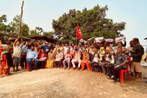 त्रियुगा नगरपालिका ५ खारखोलीका सिंगो गाउँ नै संयुक्त गठबन्धनमा प्रवेश