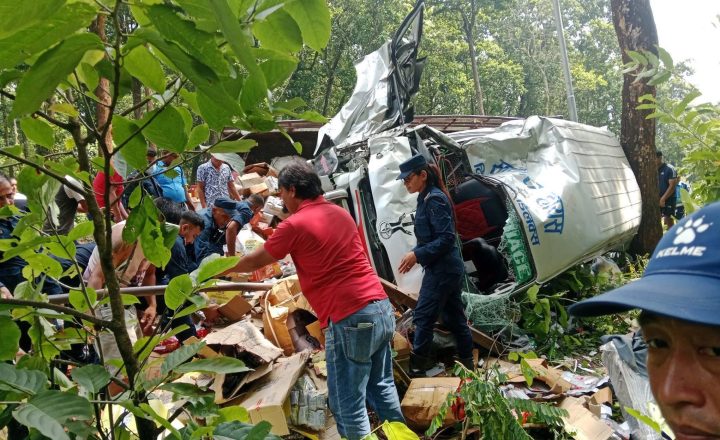 उदयपुरको अँधेरी दुर्घटनामा १७ जना घाइते